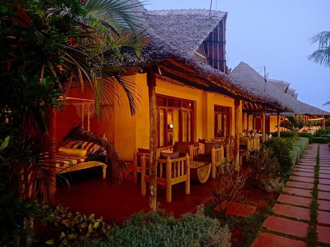 The Last Village Lodge Athi River Eksteriør bilde